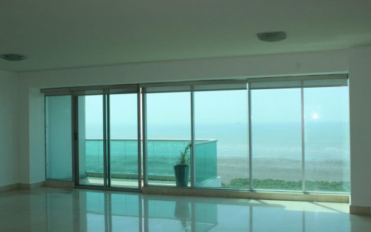 Apartamento · 303m² · 3 Recámaras · 4 Estacionamientos