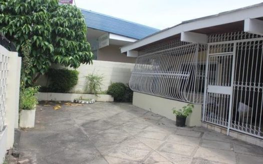 Se Alquila – Casa Comercial – El Paical – MLS 18215