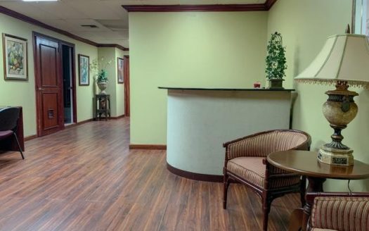 Se vende oficina en Bay Mall – Avenida Balboa – MLS 13343