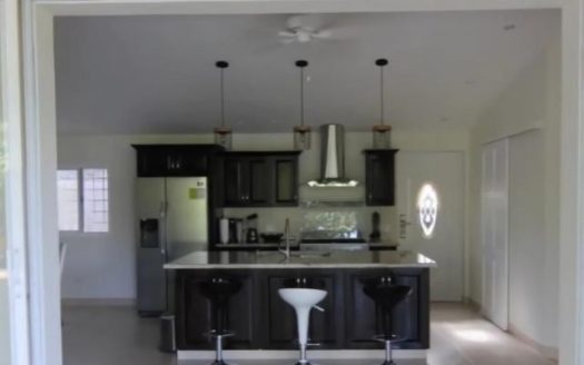 CASA CON PISCINA DE VENTA EN EL ESPINO SAN CARLOS PANAMA – MLS 18666