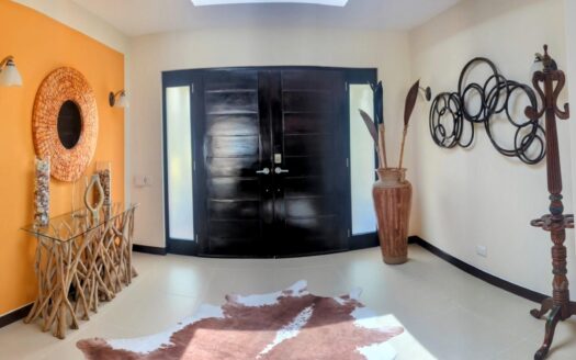 Exclusiva Villa en Costa Blanca Golf & Villas – MLS 21913