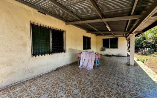 Lote de 885mts con casa en Pocrí de Aguadulce – MLS 20741