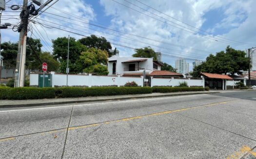 Venta de Casa en Altos del Golf (San Francisco) – MLS 19520