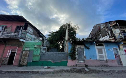 Terreno en Venta en Calle 13 – MLS 21974