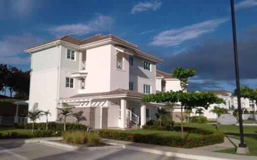 APARTAMENTO DE PLAYA EN VENTA – MLS 22040