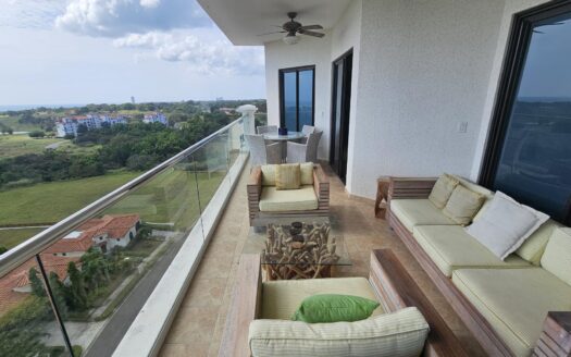 Condominio de 3 habitaciones con increíbles vistas en Vistamar Golf – MLS 21567