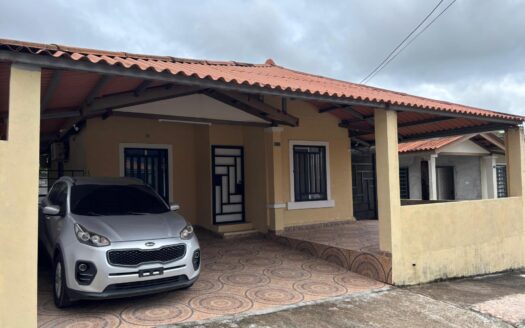 Venta de casa en Montelimar, La Chorrera – MLS 21373