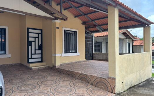 Venta de casa en Montelimar, La Chorrera – MLS 21373