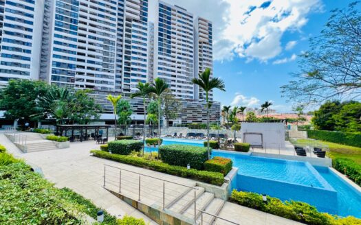 Venta de apartamento PH Condado Country Club, Condado del Rey, Panamá – MLS 21387