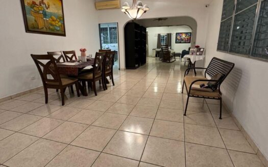 Vendo casa en Terrazas Brisas del Golf – MLS 21779