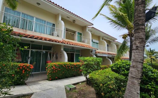 tipo casa adosada en conjunto cerrado de playa. – MLS 21766