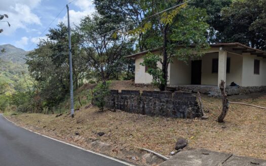 Terreno ubicado a 3.1 km de Los Cajones de Chame. – MLS 21762