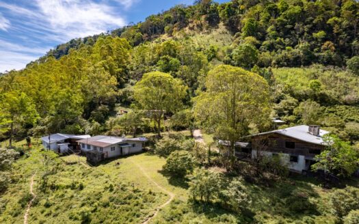 Propiedad de 74 acres con vista a la montaña y casa – MLS 21740