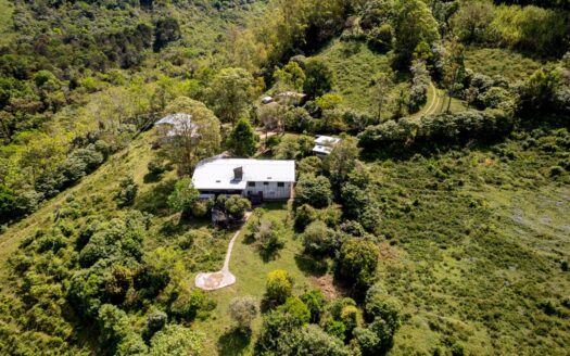 Propiedad de 74 acres con vista a la montaña y casa – MLS 21740