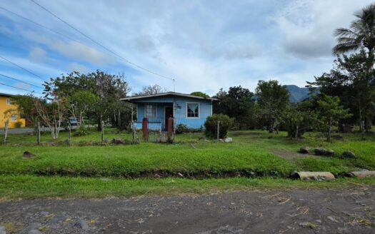 Terreno Comercial en Venta – Centro de Volcán – MLS 22729