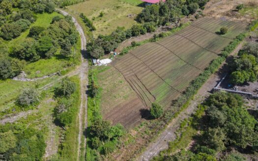 Lote plano de 7,663.41m² en Venta en Volcan – MLS 21169