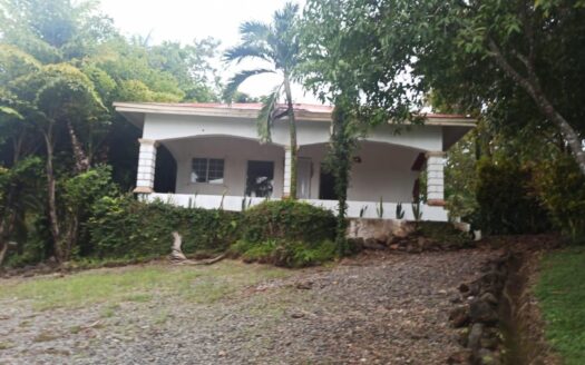 Península privada con casa y acceso al mar en Boca Chica – MLS 21102