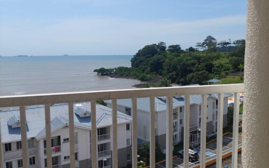 Venta de apartamento en Playa Dorada, Arraiján – MLS 21088