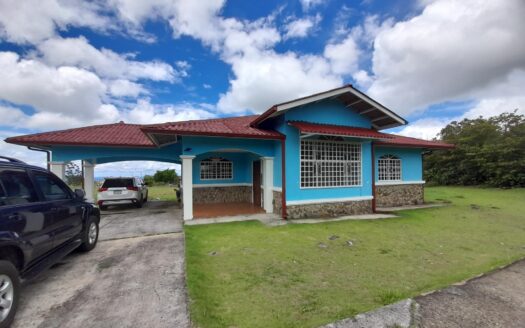 Casa de montaña en venta en El Frances – MLS 21051