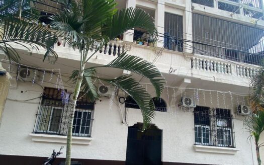 Edificio Casa Estudiantes – Frente al Instituto Nacional – MLS 21796