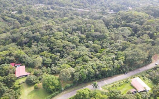 Terreno Campestre en zona suburbana. – MLS 20756