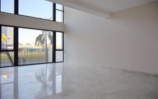 C3 Villa: Elegancia Inteligente y Acogedora – MLS 20683
