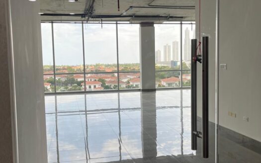 Alquiler Oficina Sta. Maria Business District con Piso Aire Acondicionado – MLS 21742