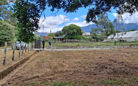 Propiedad cercada lista para construir en Volcán – MLS 20900