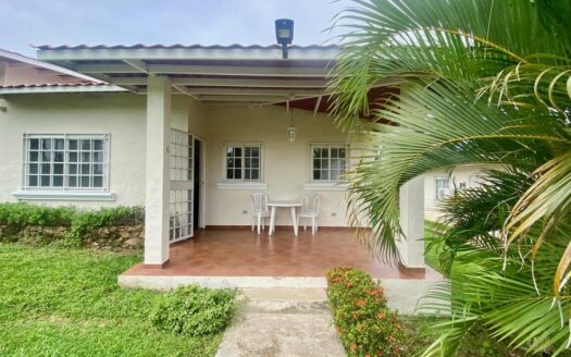 ACOGEDORA CASA CAMPESTRE EN CONJUNTO CERRADO – MLS 20481