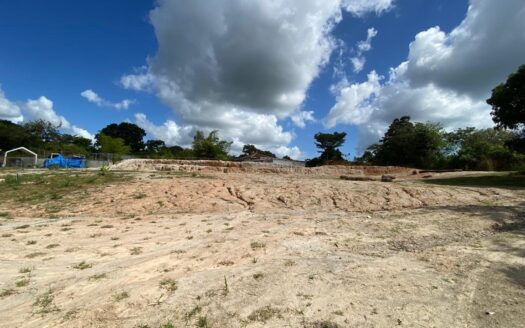 TERRENO TITULADO EN BARRIO TRANQUILO – MLS 21853