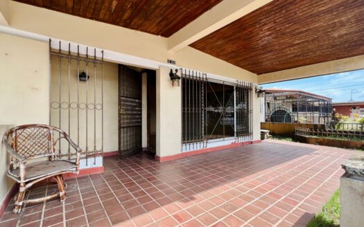 Venta de casa en Betania, Villa Cáceres, Tumba Muerto – MLS 21496