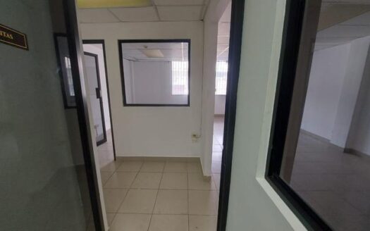 SE ALQUILA LOCAL EN ZONA LIBRE DE COLÓN – MLS 20798
