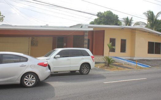 Local Comercial con bodega en Alquiler – MLS 19551