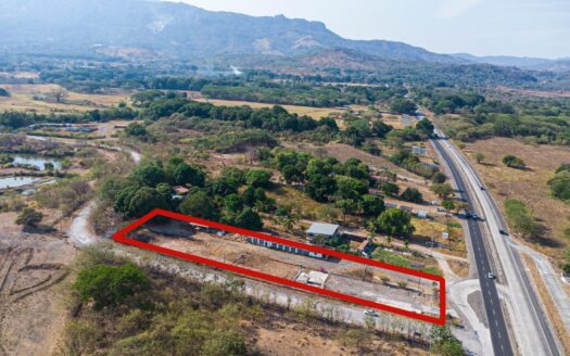 Via Interamericana terrenos con mini depositos – MLS 20521