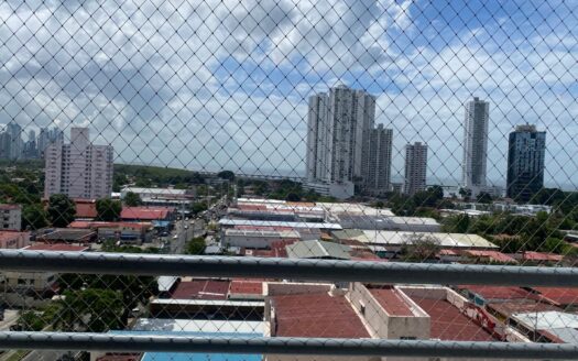 VENTA DE APARTAMENTO EN PARQUE LEFEVRE – VISTA AL MAR – MLS 22454