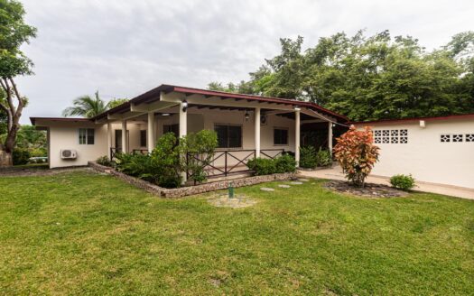 Casa en Alquiler o Venta en Las Uvas, San Carlos – MLS 22683