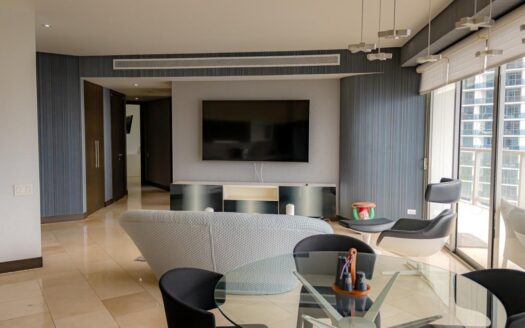 Apartamento disponible para alquiler/venta – The Ocean Club – MLS 22753
