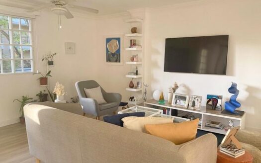Apartamento amoblado y remodelado en Albrook Park – MLS 22745