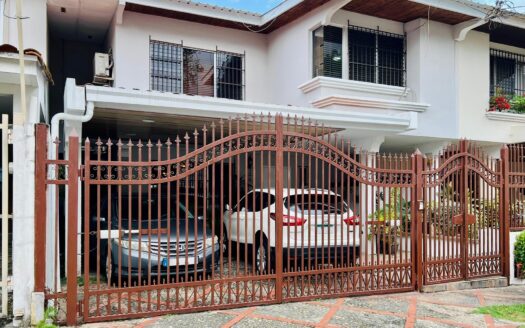 Casa familiar en venta en Betania, Altos del Chase – 3 recámaras, 3.5 baños – MLS 22688