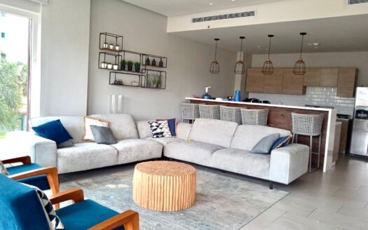Playa Escondida Resort Apartamento con Piscina en Venta – MLS 22630