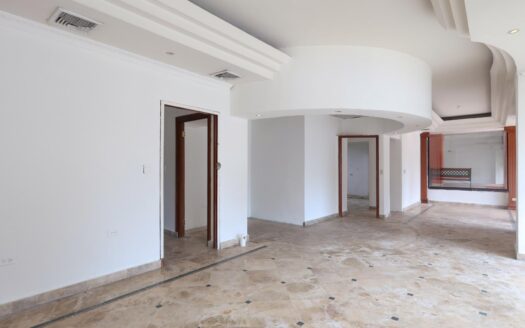 Locales comerciales en Venta en Villa de las fuentes Tumba Muerto – MLS 22387