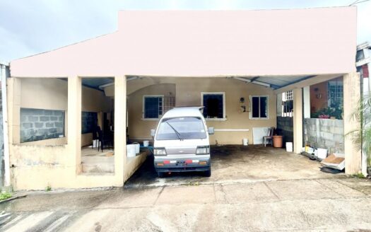 Se vende casa en Valle Dorado, La Chorrera – MLS 22628