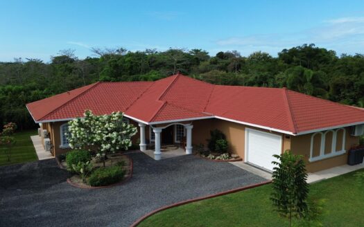 Casa de playa en venta en Playa Grande – MLS 22616