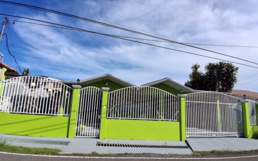 CASA EN RENTA EN URB. LA ALAMEDA, DAVID – MLS 22595