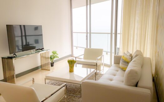 Apartamento en venta en The Ocean Club – MLS 22584