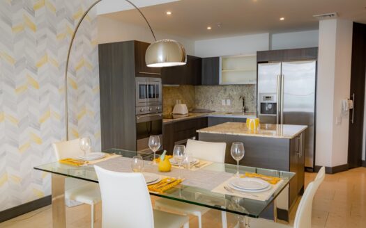 Apartamento en venta en The Ocean Club – MLS 22584