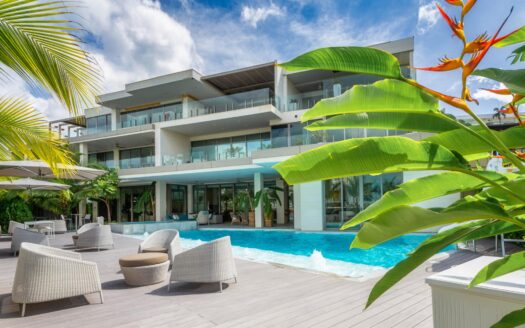 Casa de verano: donde el sol, el mar y el estilo se encuentran – MLS 20681