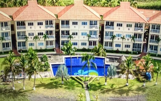 Exclusivo Condominio en Planta Baja en Playa La Barqueta – MLS 22558