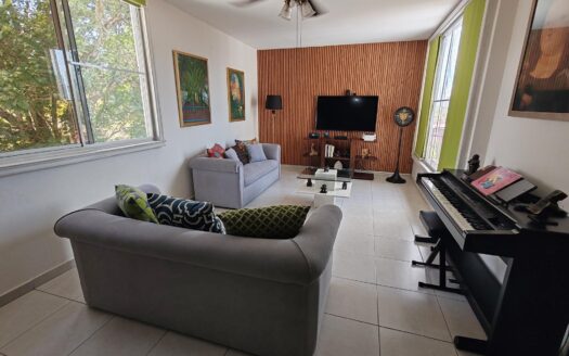 Apartamento A la venta en Chanis, excelente Hubicacion! – MLS 22556