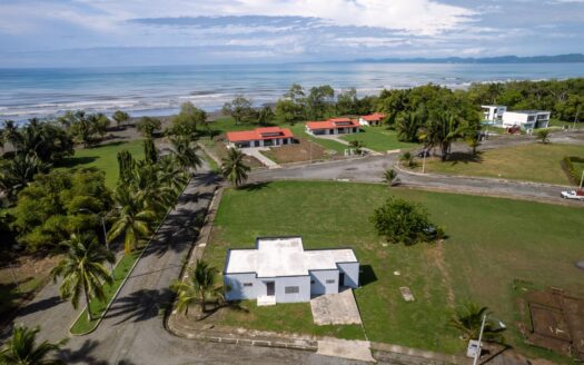 Termina lo que has empezado. Increíble valor junto a la playa. – MLS 22544